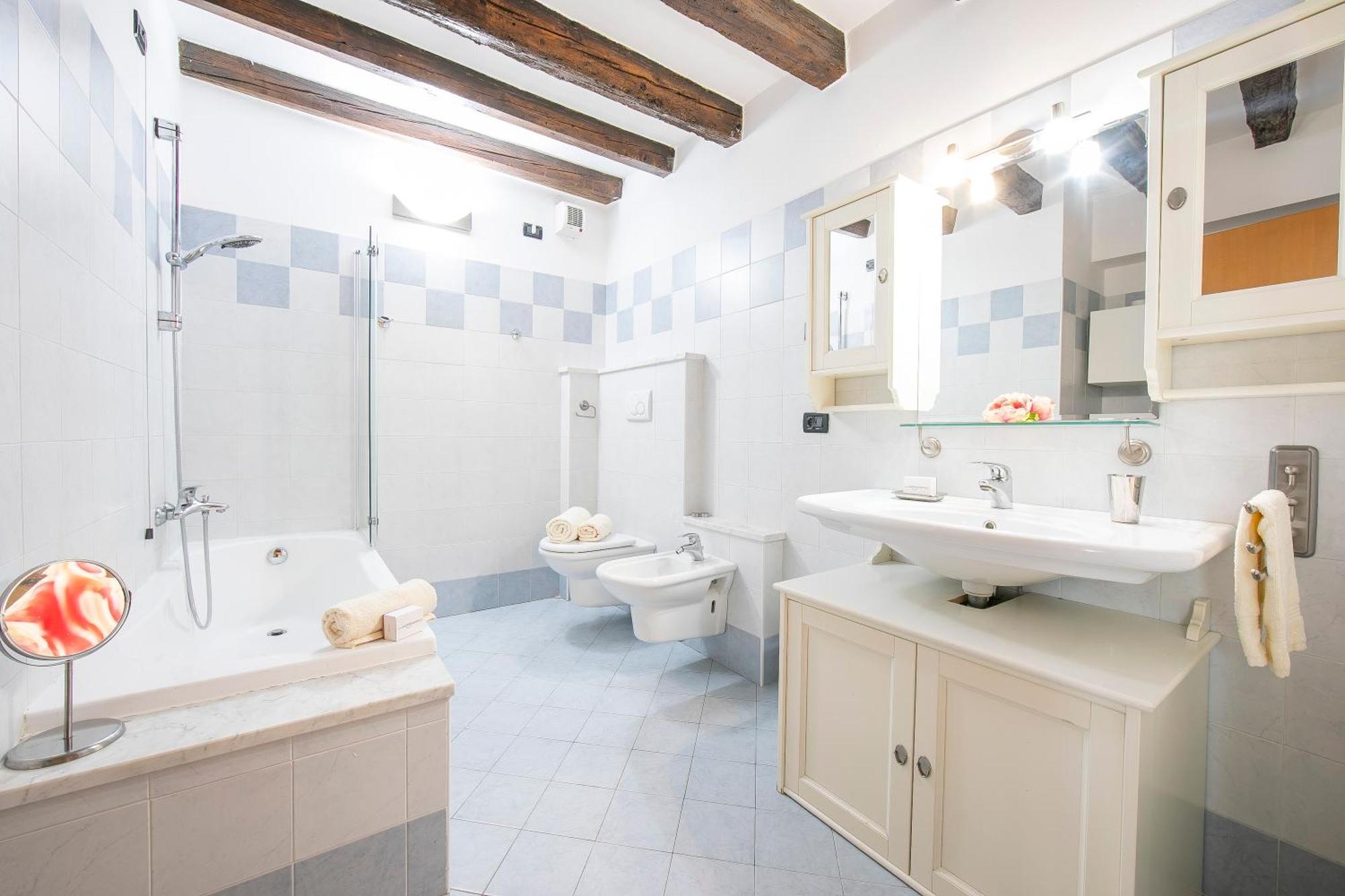 Casa Azzurra 150Mt From Lake - Happy Rentals Riva del Garda Exterior photo